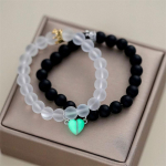 2 tk K&auml;sitsi valmistatud krooniga helmestega v&otilde;luk&auml;ev&otilde;ru Luminou Heart Glow In The Dark Paari k&auml;ev&otilde;ru armastajatele meestele naistele fluorestseeruv kingitus