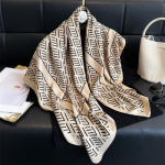 90 * 90 cm Uus Twill Silk Lihtne p&auml;ikesekaitse, soe suur kandiline sall Sall pear&auml;t naistele 90x90cm