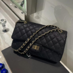 Kaviariga veisenahast ketiga kott / Uus moekas tekstuuriga &otilde;lakott Commuter Crossbody kott Ehtne nahast naiste kott 25x7x15cm must