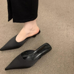 Uued Luksuslikud Terava Otsaga Naiste Muulad Sandaalid Moodsad Kommiv&auml;rvi Daamide Elegantne Kleidisandaalid Ruudukujulise Madala Kontsaga Slip-on Sandaalid 37 must
