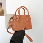 Yogodlnsi uus naistekott PU pehme pinnaga krokodillimustriga kaasaskantav v&auml;ike kandiline kott Retromoodne &uuml;he &otilde;laga k&auml;ekott 17*8*22cm must