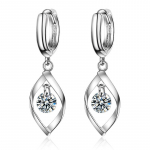 P&ouml;&ouml;rlev Armastus Tsirkoon Pikk Keerduv S&auml;delev Temperament Lihtsad Naiste K&otilde;rvar&otilde;ngad Peotarvikud Moeehted