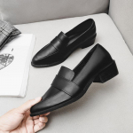 Lady Loafers Kingad &Uuml;ksikud kingad Vulcanize Kingad Naiste kingad Kevad-s&uuml;gis mustad teravad Briti stiilis kingad 34