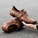 Mood Mood meeste kingad slip-on Briti stiilis Meeste vabaajakingad hingavad Ehtne nahk Meeste kingad auk V&auml;lisjalan&otilde;ud Zapatos Hombre 6.5 must