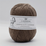 Esmaklassiline ka&scaron;miirl&otilde;ng kudumiseks ja heegeldamiseks &ndash; 50 g / 1,76 untsi, 320 m / 350 jardi, &uuml;lipehme peenekoeline k&auml;sitsi valmistatud vill (1,5-2,5 mm n&otilde;elad) Kampsunid DIY k&auml;sit&ouml;&ouml;