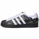 Adidas Superstar 'Kogu pind tr&uuml;kitud Must' tossud FV2820 35⅔