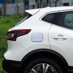 High-quality chrome-plated car shape decoration accessories fuel tank cover decoration stickers For Nissan Qashqai j11 h&otilde;be