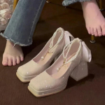 Uued Korea stiilis moekad kandiliste ninadega naiste kingad, armsad p&auml;rlitega Mary Jane kingad, elegantsed pulmakingad, pluss suurus 34-42 34