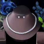 CMM s&auml;delev armastuss&uuml;damekujuline kuupmeetri tsirkooniumoksiidist kaelakee kaelakee kihlusk&otilde;rvar&otilde;ngas pruudipeo ehtekomplekt naistele h&otilde;be