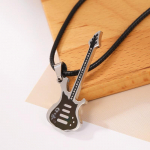 Naiste ehete kaelakee, mitmek&uuml;lgne roostevabast terasest materjal, isikup&auml;rastatud kitarri ripatsiga kaelakee, dopamiini ehted