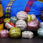50 tk 10 erineva maitsega Puer Tuocha Mini Yunnan Pu-erh tee k&uuml;ps toores 250g