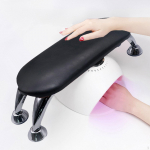 K&auml;etugi k&uuml;&uuml;ntele Manik&uuml;&uuml;r K&auml;etugi pestav nahast k&uuml;&uuml;nehoidja Kodu Kevadfestival