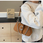 Moodsad ketid kaenlakotid Naiste lihtsad mitmek&uuml;lgsed crossbody kotid S&uuml;gis uus temperament Elegantne k&auml;ekott Trend white