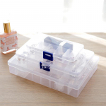 L&auml;bipaistvast plastikust mitmekambriline ehete ja ravimite hoiukarp 10/15 sektsiooni ja kaanega 10 compartments removable