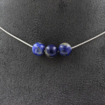 Pierres et Min&eacute;raux. Collier 3 perles Lapis Lazuli du Pakistan qualit&eacute; 5A 8 mm. Chaine en Collier femmes, hommes. Taille personnali