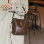 Vanema stiili moek&auml;ekott naiste retro lihtne lukuga &auml;mbrikott ni&scaron;i crossbody &otilde;lakott pruun