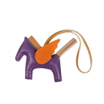 Nahast Pegasuse ripatsi materjalipakett, V&auml;ikese hobuse tiivad, Nahast hobuse armastuse koti aksessuaarripats