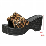 Moodsad leopardikujulise lipsuga kiilkontsaga sandaalid naistele Suvi 2025 Moodsad paksude platvormidega sussid Naine Paks tald Rannasandaalid 35 leopard