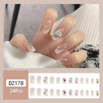 24 tk Kerge Luksuslik Prantsuse Romantika Kunstk&uuml;&uuml;ned S&uuml;dame Teemantidega valgendav Kunstk&uuml;&uuml;s Naistele T&uuml;drukutele Ilut&ouml;&ouml;riistad Liimi Stiil