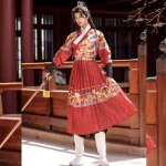 Hiina Mingi d&uuml;nastia stiilis FEI YU r&otilde;ivad meeste Hanfu &uuml;likond paaridele L must