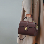 Naiste uus ehtsast nahast naiste kott s&uuml;gis-talv suure mahutavusega crossbody kvaliteetne emakott