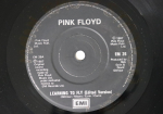 7-tolline plaat PINK FLOYD - Learning To Fly / One Slip EM26 EMI 1987 UK Rock Kasutatud