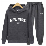 Spordidressi 2-osaline komplekt 199X New Yorgi tr&uuml;kisega dressipluus, kapuuts, dressipluus+p&uuml;ksid, kost&uuml;&uuml;m, kapuuts, spordir&otilde;ivad, s&ouml;rkimine, meeste komplektid S