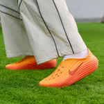 Nike ReactX Rejuven8 Topaz Gold Turf Orange Crimson 40