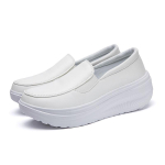 Naiste kevadised naturaalsest nahast pehme tallaga t&ouml;&ouml;kingad mustad kiilkontsaga kingad suuremad suurused 35 white