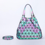 Naiste teemant-geomeetriline kandekott, kokkupandav &otilde;lakott, holograafiline laserkiirekott 3