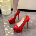 Mustast lakknahast &uuml;lik&otilde;rgete kontsadega platvormsandaalid naistele Seksikad lahtise varbaga Fetish Stripper kingad pluss suurus 43 35 must