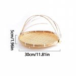 Bambusest kootud &uuml;mmargune putukakindel v&otilde;rgukate K&auml;sitsi kootud toiduserveerimistelgi korvialus S