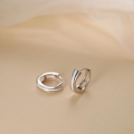 Kerged luksuslikud k&uuml;lma stiiliga ni&scaron;&scaron;epoksiidk&otilde;rvar&otilde;ngad naistele &ndash; mugavad magamiseks epoxy ear studs plaatina