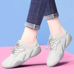 FASHION SHOES Meeste hingavad sporditossud Sportlikud jooksujalatsid naiste v&auml;litennise j&otilde;usaali treener 35 valge