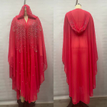 Pikk kapuutsiga keepkleit kuumliimitud strasskivide ja helmestega, moslemi abaya, elegantne, stiilne naister&otilde;ivas One Size