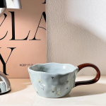 K&auml;sitsi n&auml;pistatud ebakorrap&auml;rased keraamilised kruusid Armas v&auml;ike karu k&uuml;&uuml;lik kohvitassid Laste hommikus&ouml;&ouml;gi kaerahelbepokaal Piima veepokaal Loominguline kingitus 300ML