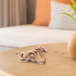 Draakonikuju puidust kujukeste laua keskosad Hiina kingitus Fengshui lauapealne kaunistus loom