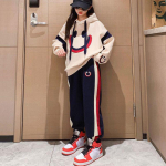 T&uuml;drukute s&uuml;giskomplekt, suur laste kapuutsiga kampsun, t&uuml;drukute s&uuml;gisene spordi&uuml;likond 120 beež