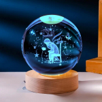 3D-kristallkuuli &ouml;&ouml;valgusti lastele v&auml;rvilise LED-valgusega maakeralambiga kosmosepalli s&uuml;nnip&auml;evakingitus teismelistele poistele ja t&uuml;drukutele