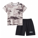 2 tk kiiresti kuivavat kamuflaažspordi&uuml;likonda poistele, jooksu-, jalgpalli-, korvpalli-, vabaaja-, T-s&auml;rki, l&uuml;hikeste varrukatega t&uuml;drukute lahtiseid Joker-p&uuml;kse S