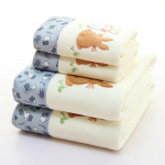 Mikrokiudr&auml;tikute komplekt Luksuslik pitsiga tikitud vannir&auml;tikute kinkekomplekt N&auml;or&auml;tik Vannir&auml;tik Kiiresti kuivavad froteer&auml;tikud 35x75cm beež