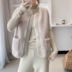 Naiste s&uuml;gisene kevadvest &uuml;mmargune kaelus, paks fliisist taskud, &uuml;hev&auml;rvilised varrukateta t&otilde;mblukk XXL