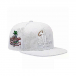 (Valge) Moodsad Unisex LA Tikandiga Basepallim&uuml;tsid Los Angeles Snapback M&uuml;ts Ingli Tiivad Hip Hop M&uuml;tsid V&auml;litingimustes Reguleeritavad Vabaaja P&auml;ikesem&uuml;tsid