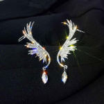 Uued moodsad h&otilde;bedased inglitiivad k&otilde;rvar&otilde;ngad naistele 2021. aasta Korea luksuslik k&otilde;rvamanseti Gilrs Stud Earing vanaaegsete ehete aksessuaaride kingitus tangelo v&auml;rv