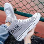 Populaarsed k&otilde;rged l&otilde;uendijalatsid Meeste vabaaja laheda moe t&auml;navastiilis kingad Hiphopi tossud teismelistele 39 must