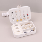 Kaasaskantav ehete hoiukarp reisikorraldaja ehete &uuml;mbris nahast hoiustamisk&otilde;rvar&otilde;ngad kaelakee s&otilde;rmus ehete korraldaja kuva