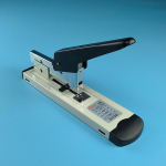 Huachi vastupidav multifunktsionaalne klammerdaja: Klammerdab h&otilde;lpsalt 100 lehek&uuml;lge HC100 stapler only