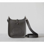 2025 Uus Ehtne Nahast Naiste Kott Pealmine Kiht TC Veisenahk 16 Yi F Lin Kott Vahaniit &Uuml;he &Otilde;la Crossbody Kott Piiri&uuml;lene 16x18x5cm