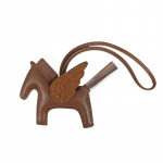 Nahast Pegasuse ripatsi materjalipakett, V&auml;ikese hobuse tiivad, Nahast hobuse armastuse koti aksessuaarripats