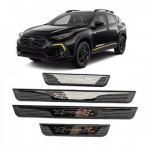 Subaru Crosstrek Tarvikud Kaitseuksel&auml;vekatte Kriimustusplaat 2016-2026